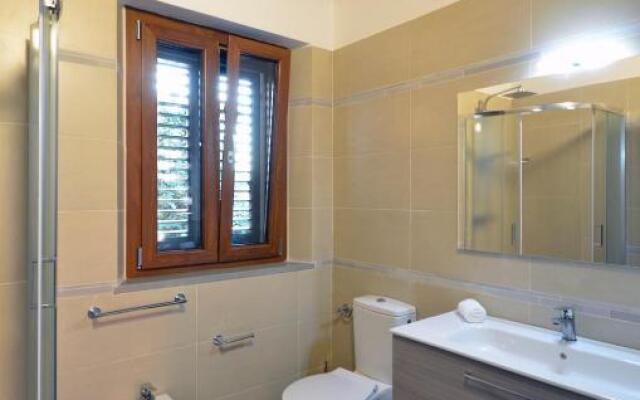 Corte Maria Cristina 5