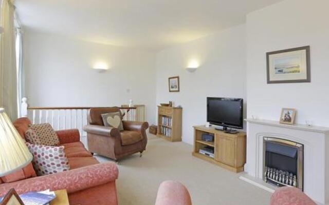 Holiday Home High Street 3