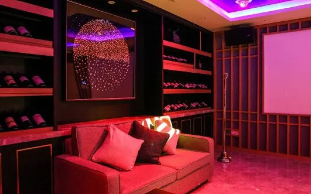 Beijing Joy E-sports Hotel