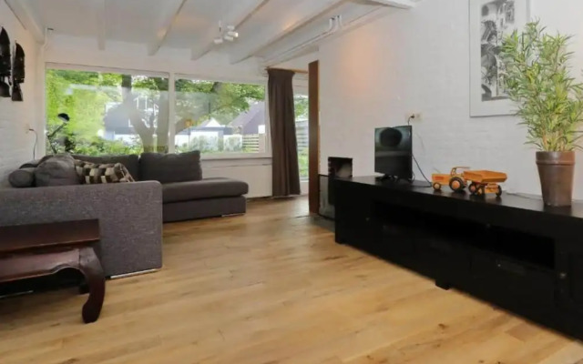 Holiday Home Near the Beach in the Dunes