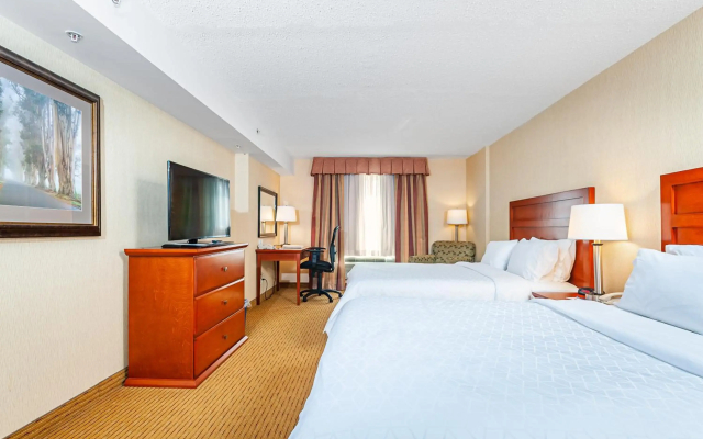 Holiday Inn Express Hotel & Suites CLARINGTON - BOWMANVILLE by IHG
