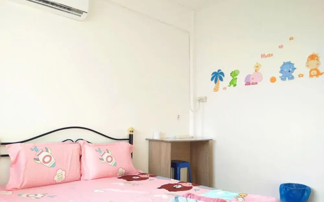 H Homestay - Semi D 1000Mbps (1Gbps) Wifi, Astro & Private Parking