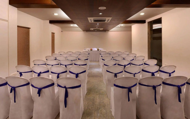 Dwarikadish Lords Eco Inn Dwarika