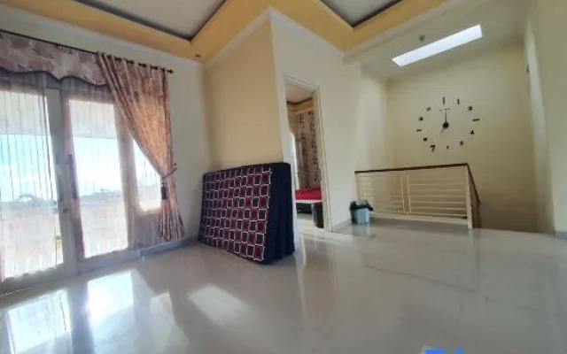 SUNRICH Villa Syariah 5 spacious room & Swimming pool with Jaccuzi