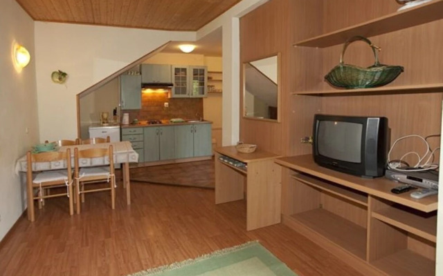Durda1 - 50 m From Beach - B2