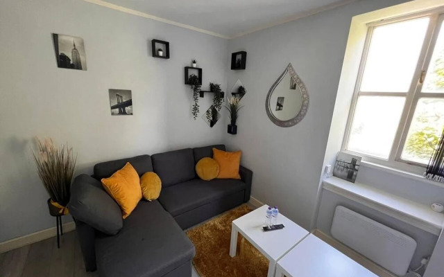 Impeccable 2-bed Apartment by Cardiff City Centre