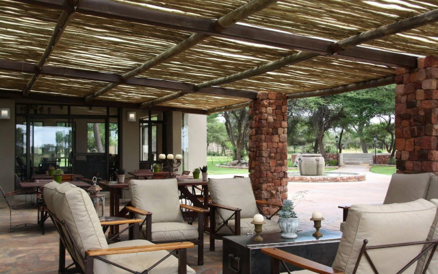 Otjiwa Safari Lodge