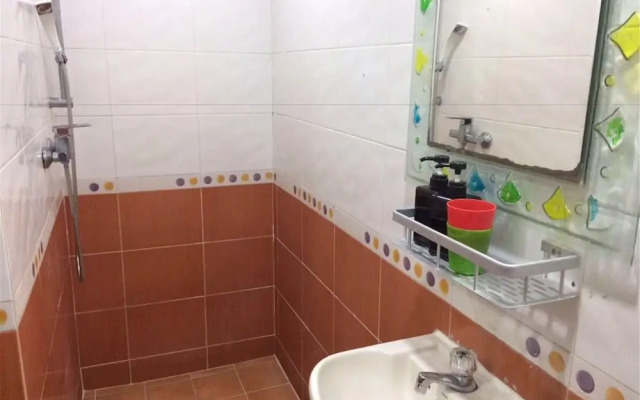 Tong Luo Wan Hostel