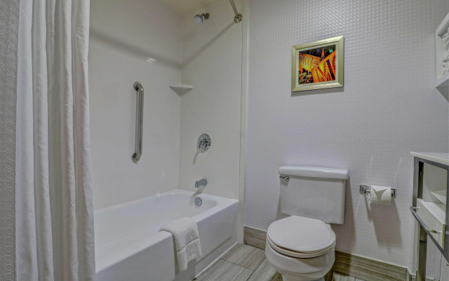 Hampton Inn Tropicana