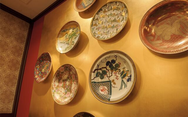 Kanazawa Hakuchoro Hotel Sanraku