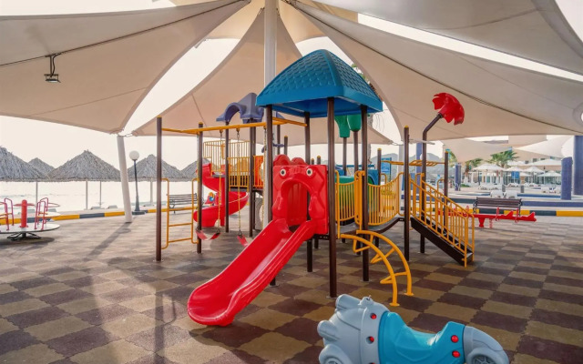 Royal Beach Hotel and Resort