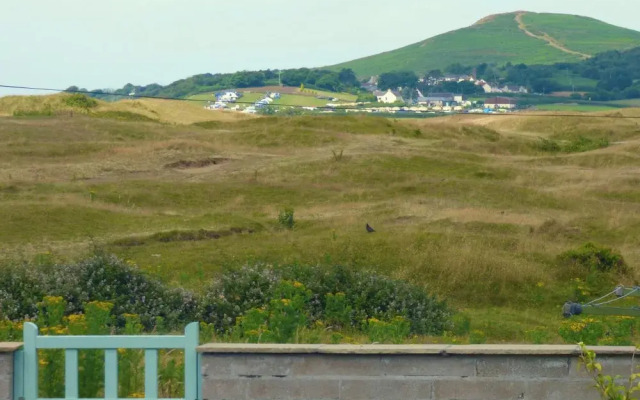Gower - 2 Beds - Parking - EV Charger - Wifi
