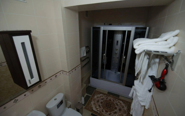Business Hotel Al-Farabi