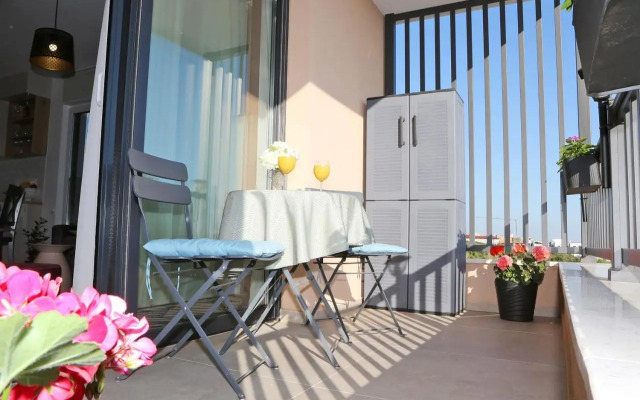 Apartment Gambi with SEA view