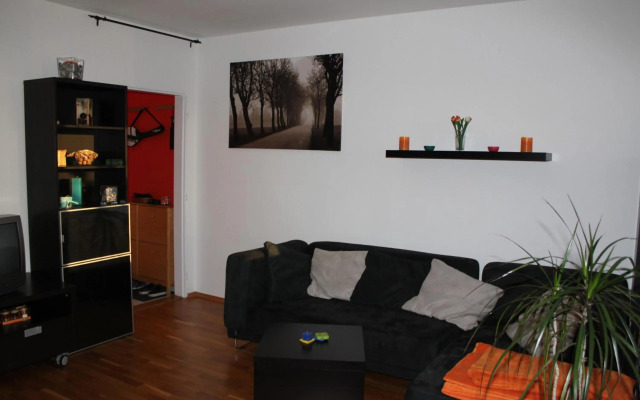 Sunny Two-story Apartment Kyje