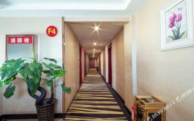 Yinhao Hotel (Yinchuan South Gate Plaza)