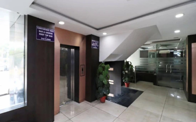 Hotel Dream Land by OYO
