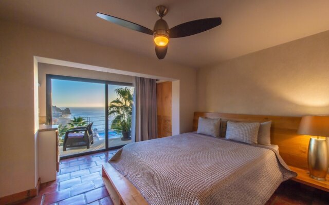 Great Cabo Location for Large Group at Villa Jade de Law
