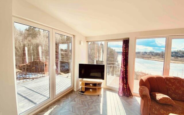 Bjurvik's Villa - Flat 3 - Business Customers Only