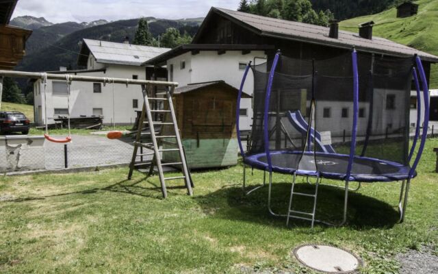 Sesselebenerhof 36723