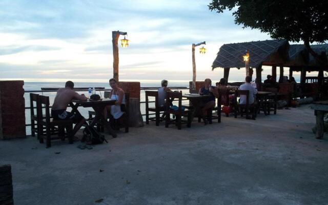 Lanta Topview Resort Sunset Bar and Restaurant