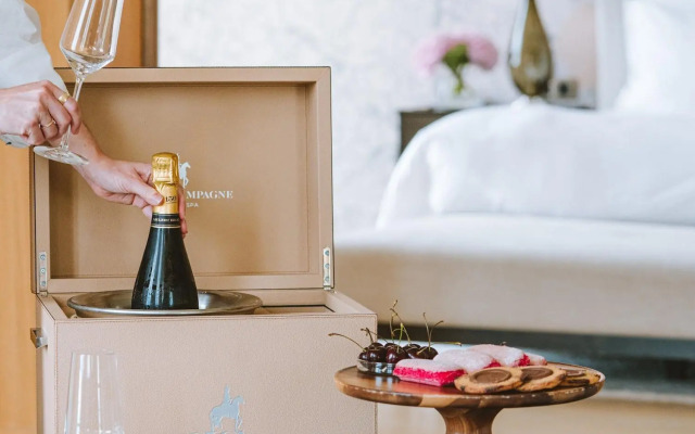 Royal Champagne Hotel & Spa