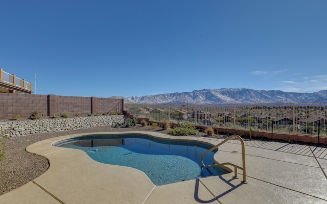 Tucson Home w/ Private Pool & Mountain Views!