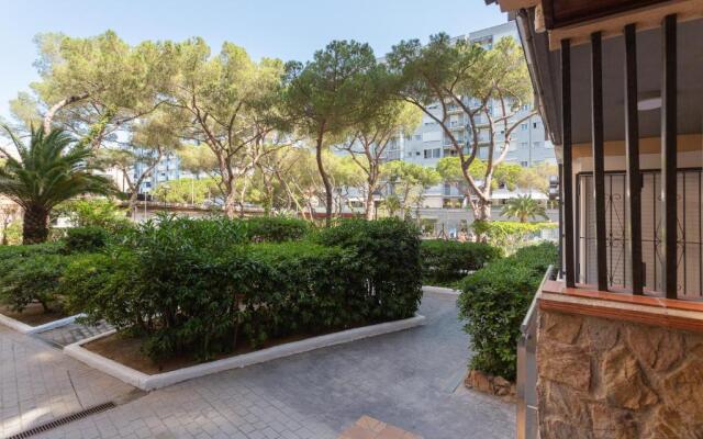 Apartment 60 mtres from the beach
