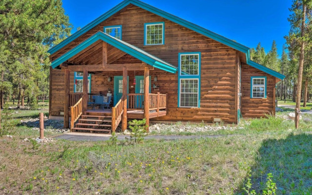 6 Mi to Turquoise Lake: Retreat w/ Covered Deck!