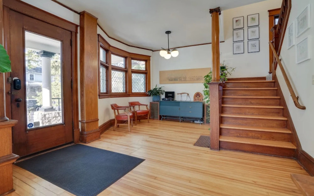Spacious Minneapolis Home - 2 Mi to Downtown!