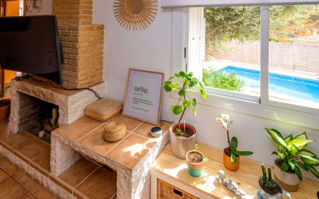 House Can Alma Castellet i Gornal