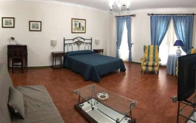 Hotel Restaurante La Yedra