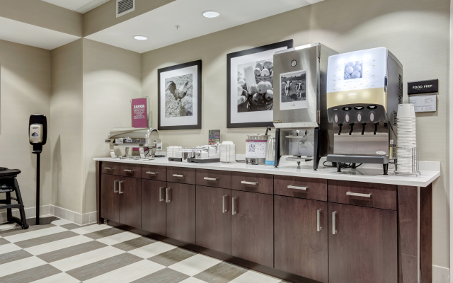 Hampton Inn Searcy