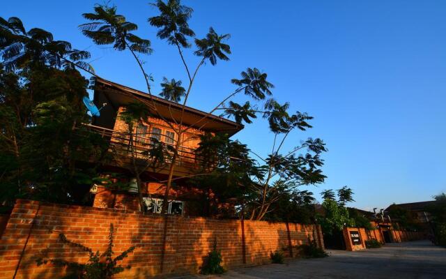 The Manor Lake Front Resort by Phyu Zin Group of Hotels