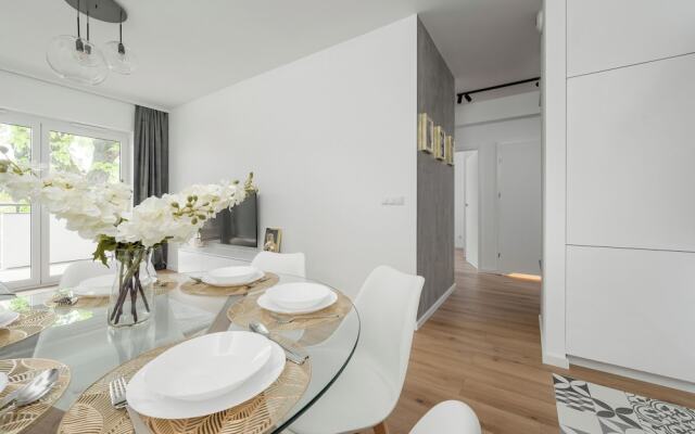 Mieszczańska Apartment by Renters