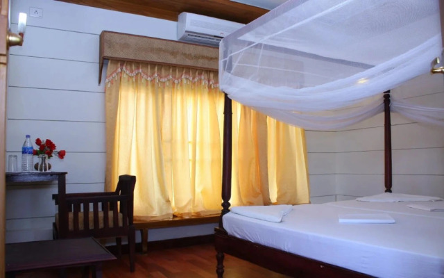 House Boat Parthasarathy