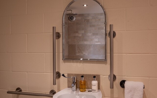 Woodchester Valley Vineyard Barns