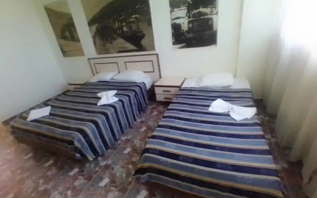 Hotel 15 Letras