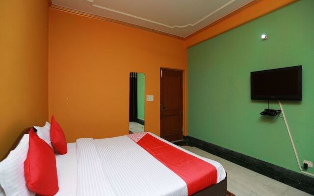 OYO 11752 Hotel Sun Palace Residency