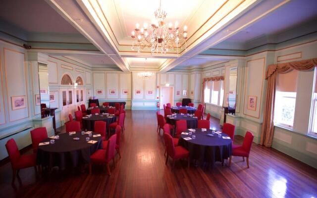 The Carrington Hotel