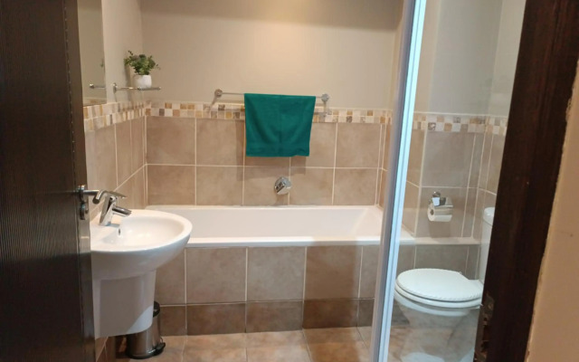 Bains Lodge