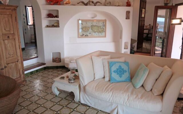 House Rafael Palau
