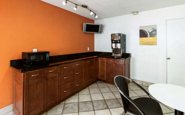 Motel 6 Dayton, OH - Englewood