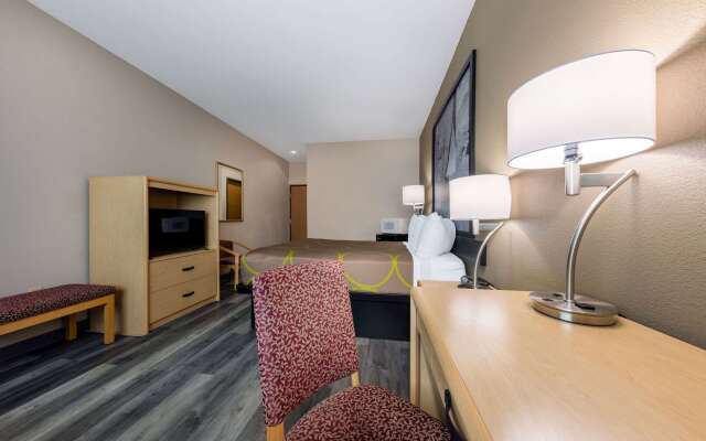Super 8 by Wyndham Quartzsite AZ