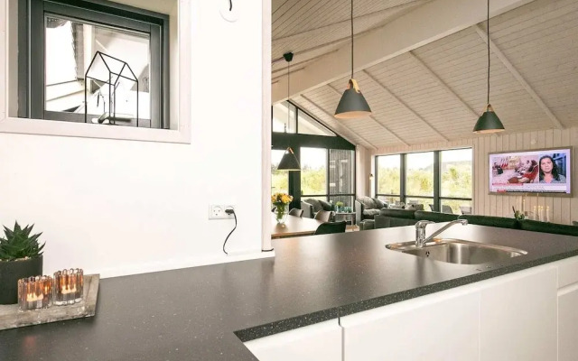 10 Person Holiday Home in Lokken-by Traum