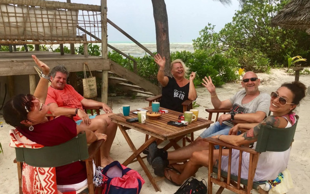 Driftwood Beach Lodge