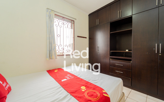 RedLiving Apartemen Mediterania Palace - Meditrans Property Tower B