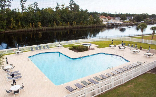 Waterway Village 18G