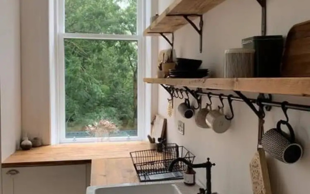 Oakshaw Apartment - Elegant Rustic Apartment in City Centre