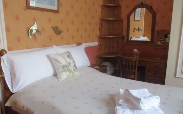 Ashwood Grange Hotel - B&B